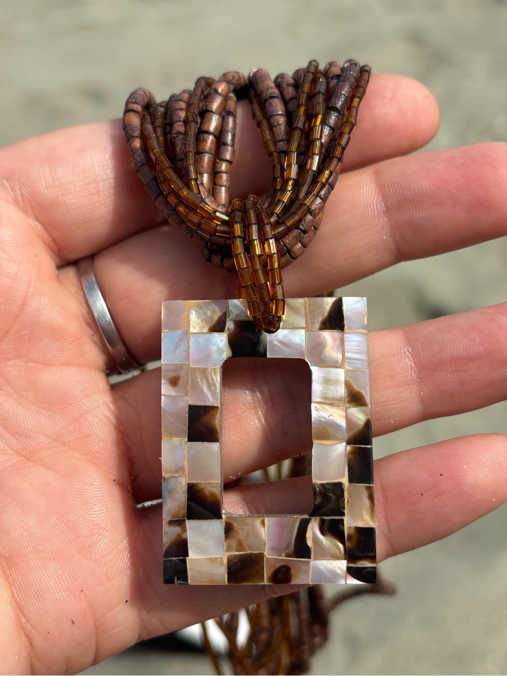 🤎 Reversible Abalone & Mother of Pearl Statement Pendant Necklace Set + Earrings - Picture 8 of 17
